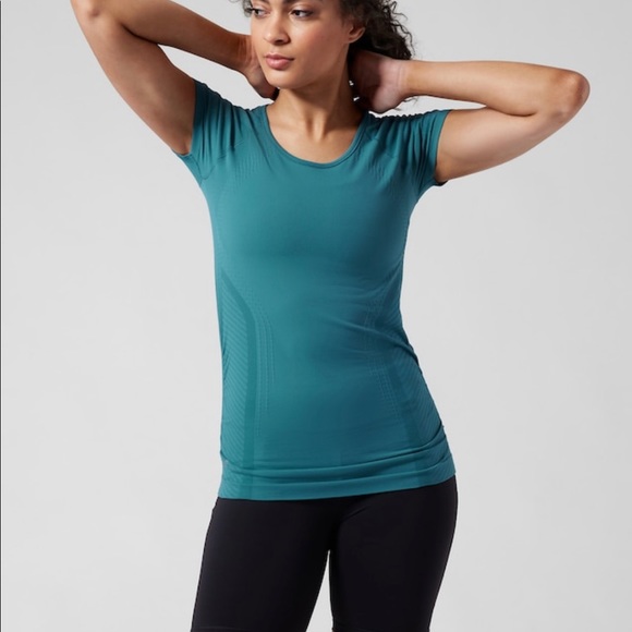 Athleta Top! - Picture 4 of 5